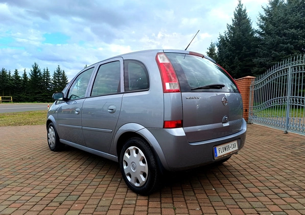 Opel Meriva cena 10900 przebieg: 172000, rok produkcji 2005 z Staszów małe 562